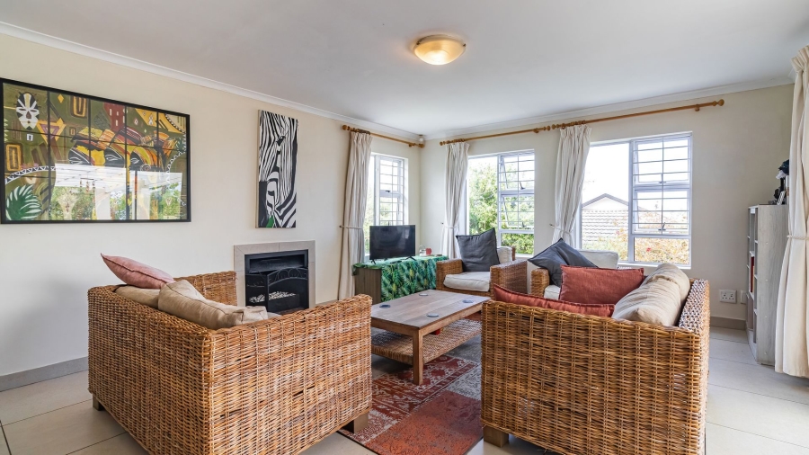 To Let 3 Bedroom Property for Rent in Old Place Western Cape